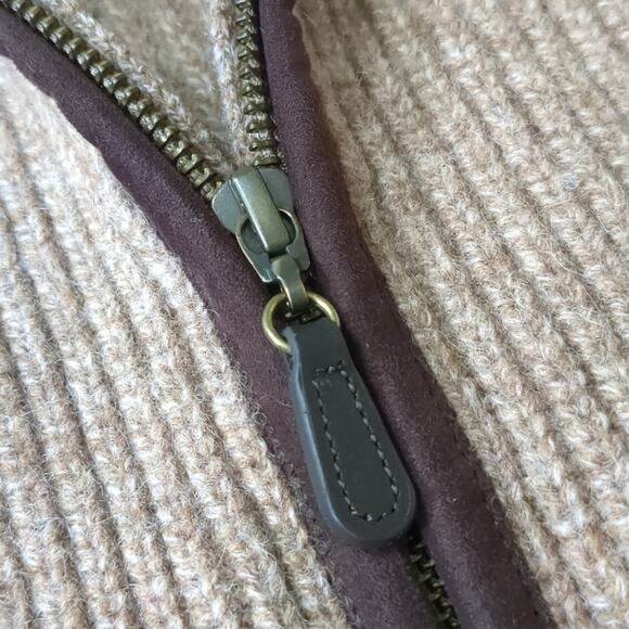 Ll Bean Men's Waterfowl Lamb's Wool Sweater Vest Tan Brown Large - Picture 6 of 6